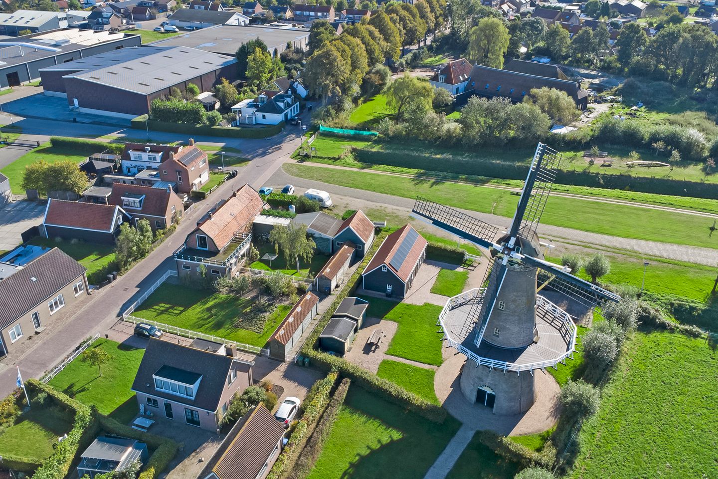 Foto 40 van Stationsweg 11