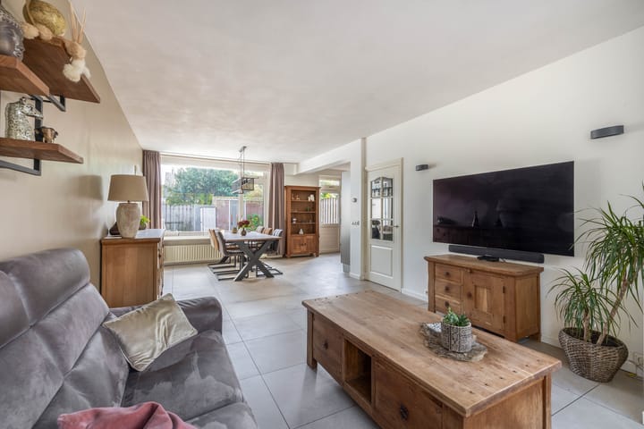 Foto 2 van Frits Zernikelaan 14