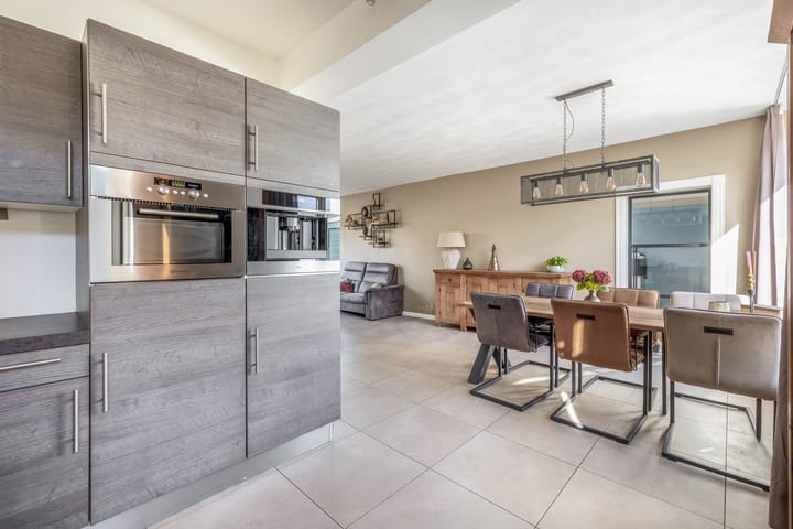 Foto 15 van Frits Zernikelaan 14