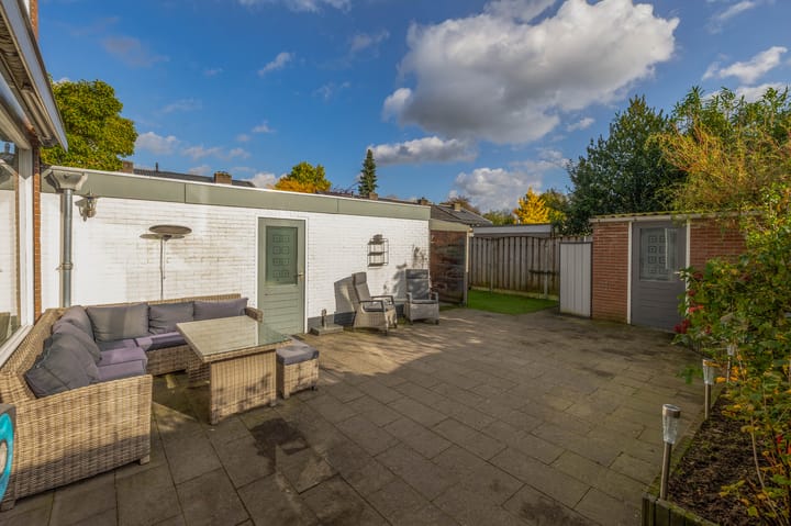 Foto 18 van Frits Zernikelaan 14