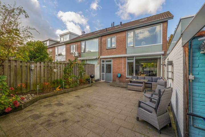 Foto 21 van Frits Zernikelaan 14