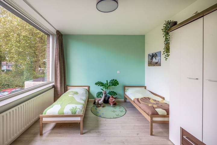 Foto 30 van Frits Zernikelaan 14