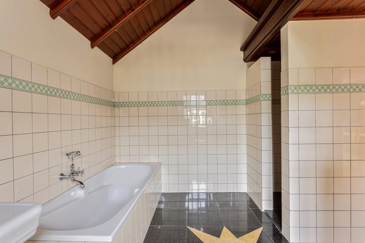 Photo 20 of Hulst 96