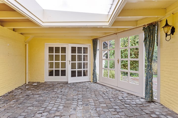 Photo 22 of Hulst 96