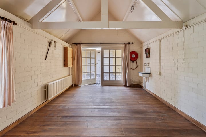 Photo 23 of Hulst 96