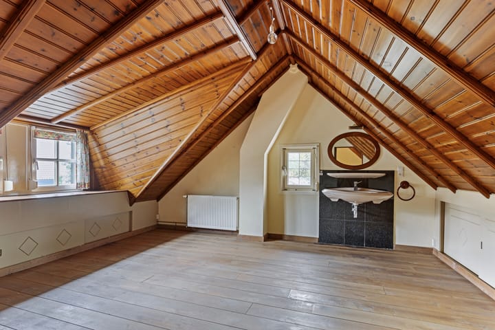 Photo 32 of Hulst 96