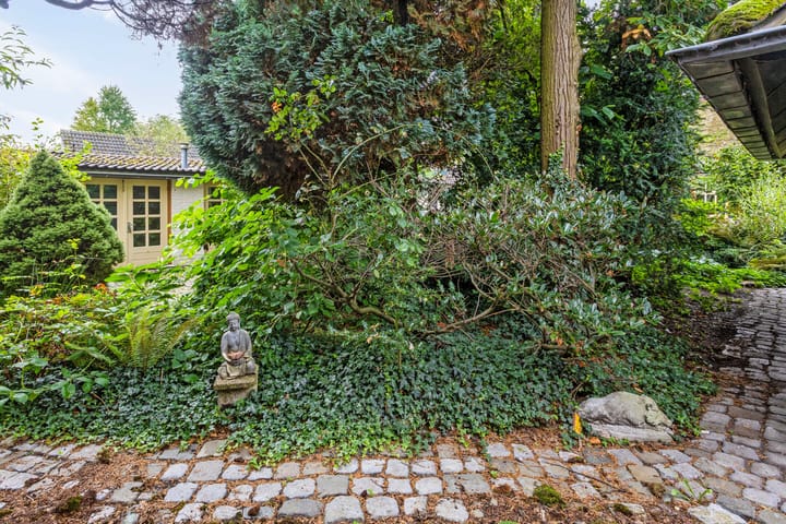 Photo 43 of Hulst 96