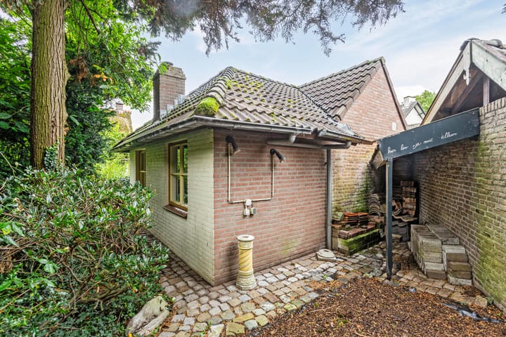 Photo 44 of Hulst 96