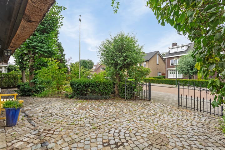 Photo 48 of Hulst 96