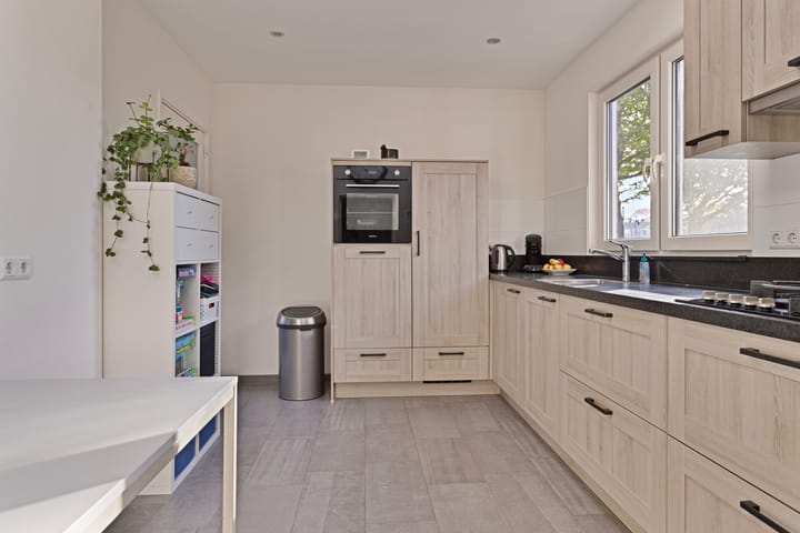 Foto 3 van Bernhardstraat 8