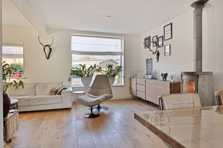 Foto 7 van Bernhardstraat 8