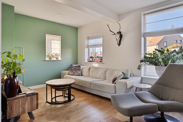 Foto 9 van Bernhardstraat 8