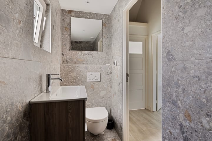 Foto 15 van Bernhardstraat 8