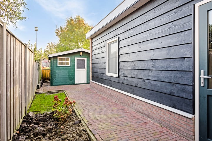 Foto 24 van Bernhardstraat 8