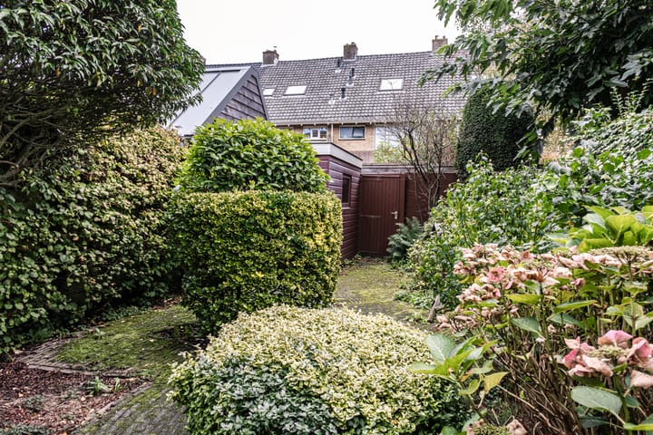 Foto 3 van Jan van Galenstraat 24