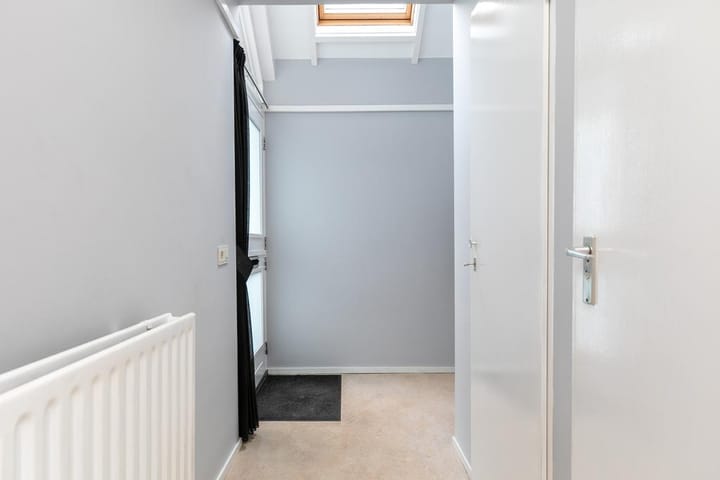 Foto 10 van Neubourgstraat 38