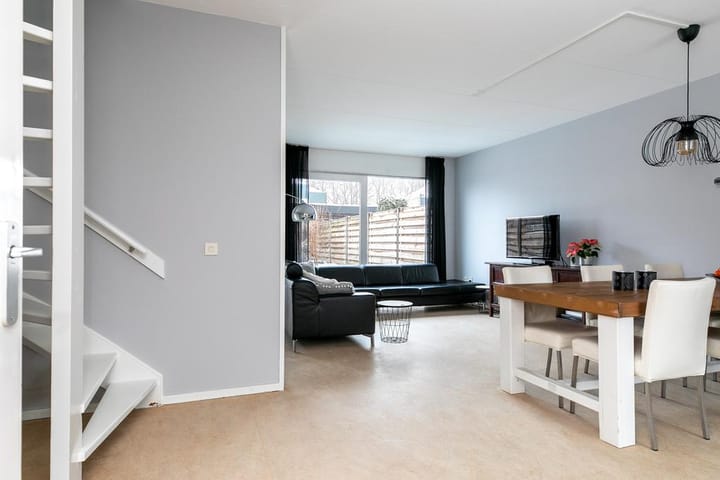 Foto 12 van Neubourgstraat 38