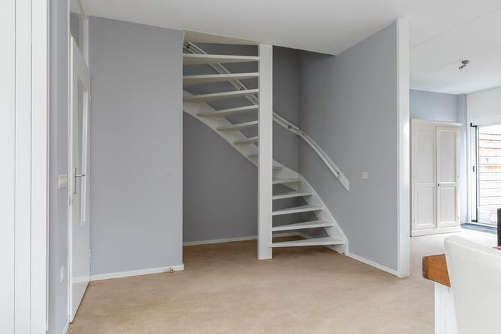 Foto 26 van Neubourgstraat 38