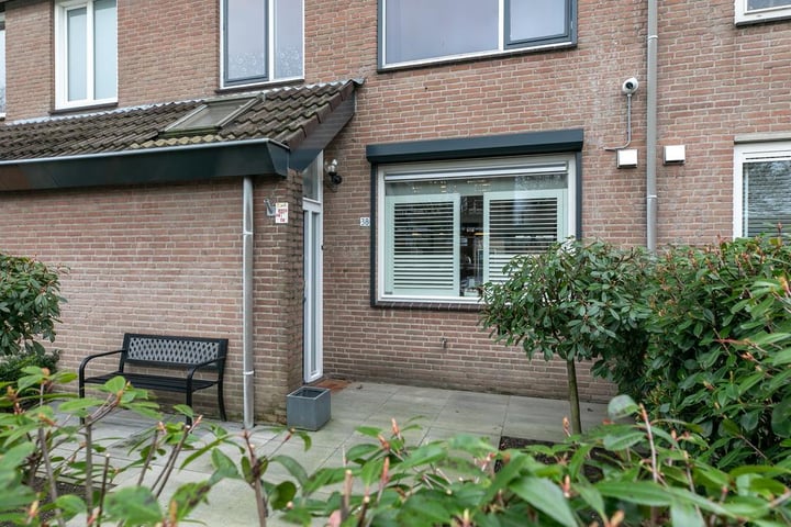 View photo 46 of Neubourgstraat 38