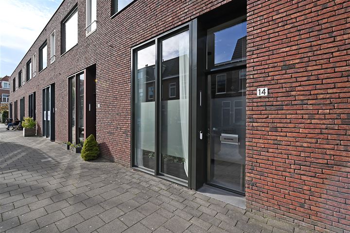 Bekijk foto 50 van De Genestetstraat 14