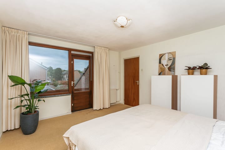 Foto 30 van Graaf van Loonstraat 3