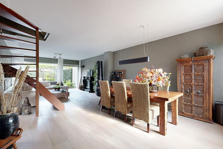 Photo 17 of Moye Keene 159