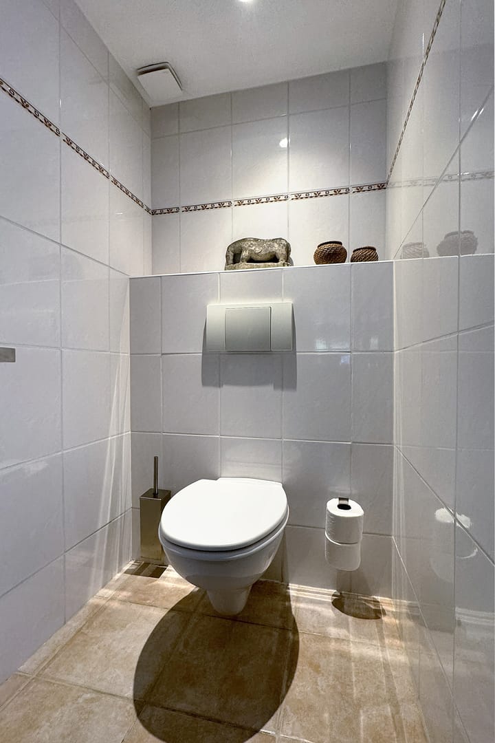 Photo 30 of Moye Keene 159