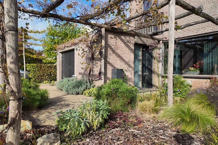 Photo 76 of Moye Keene 159