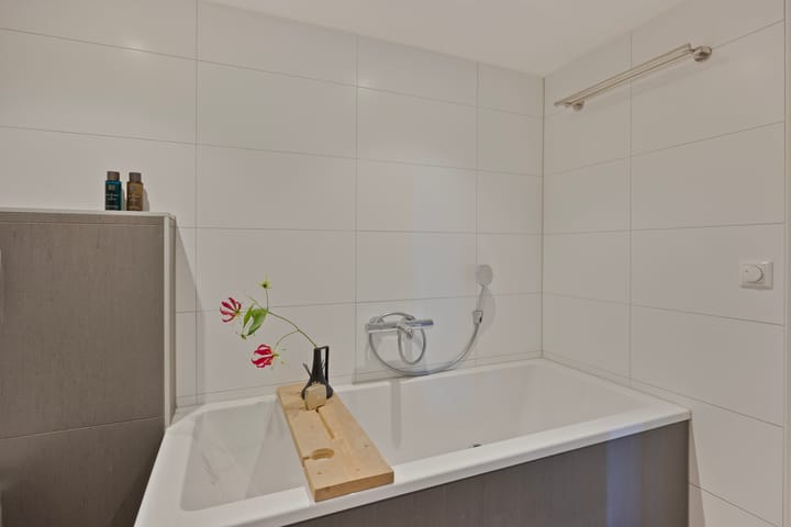 Foto 29 van 1e Weerdsweg 9