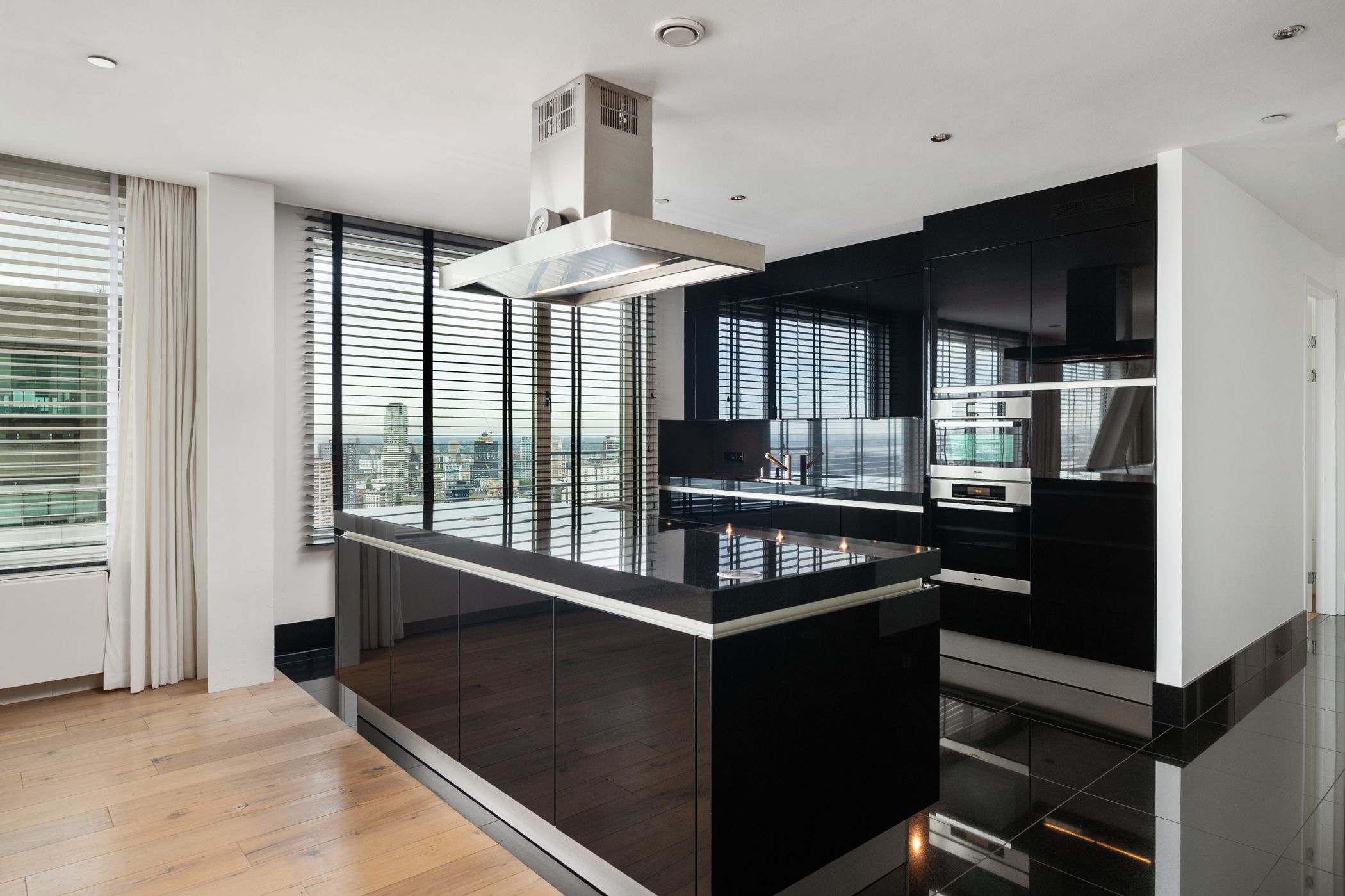 Foto 9 van Landverhuizersplein 137