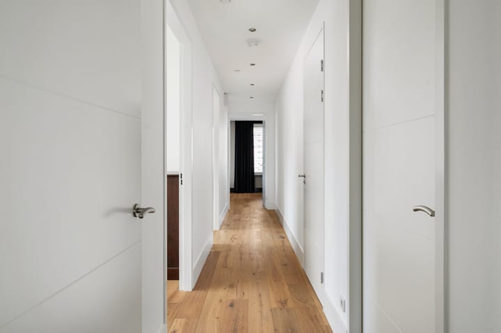 Foto 15 van Landverhuizersplein 137