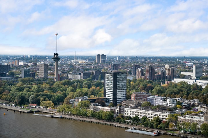 Bekijk foto 49 van Landverhuizersplein 137