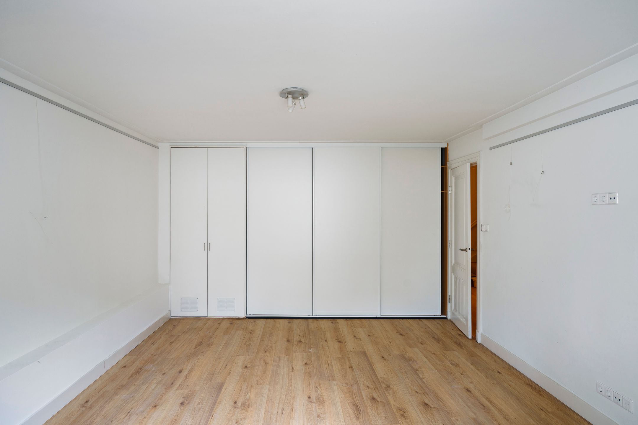 Photo 30 of Willemsparkweg 126-H