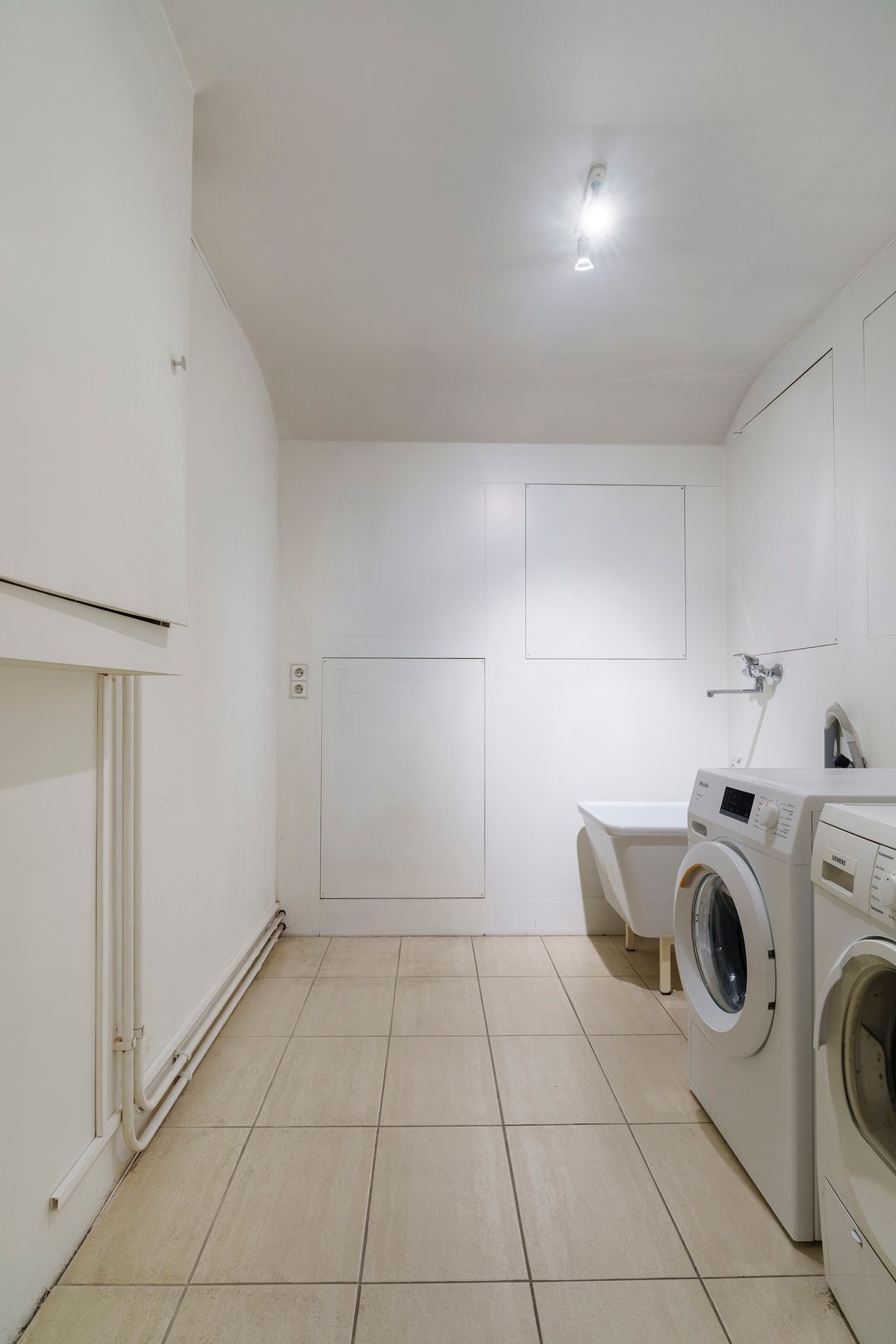 Photo 32 of Willemsparkweg 126-H