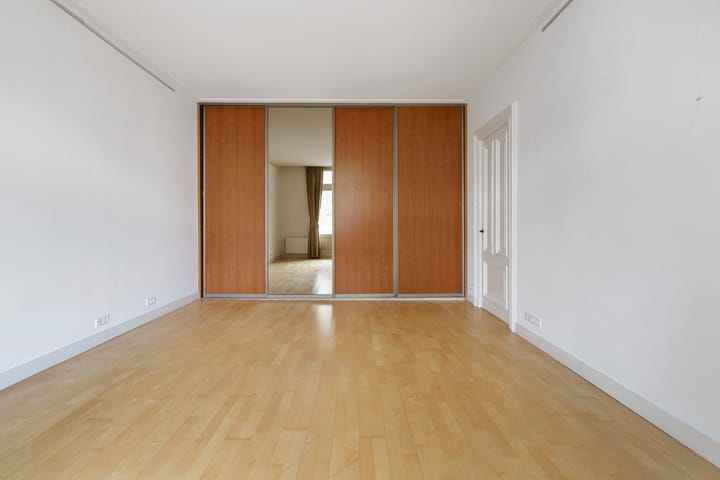 Photo 38 of Willemsparkweg 126-H