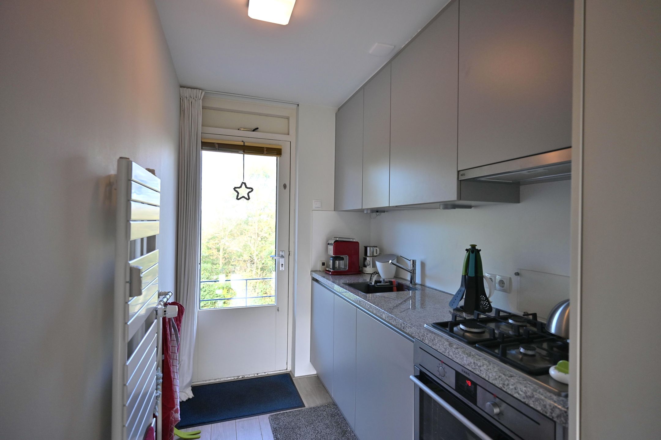 Photo 15 of Burgemeester van Woelderenlaan 100-9