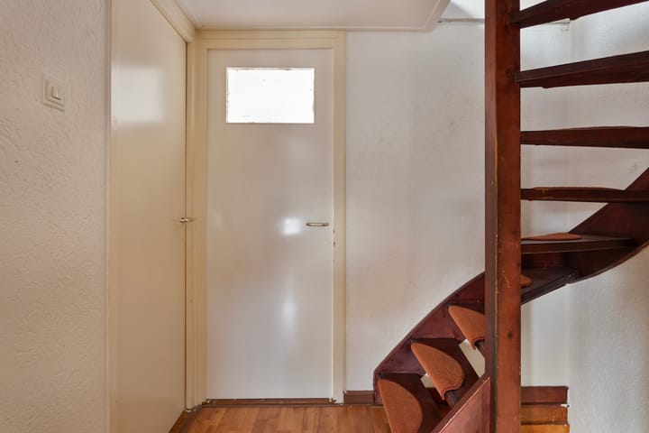 Foto 16 van Tarwestraat 10