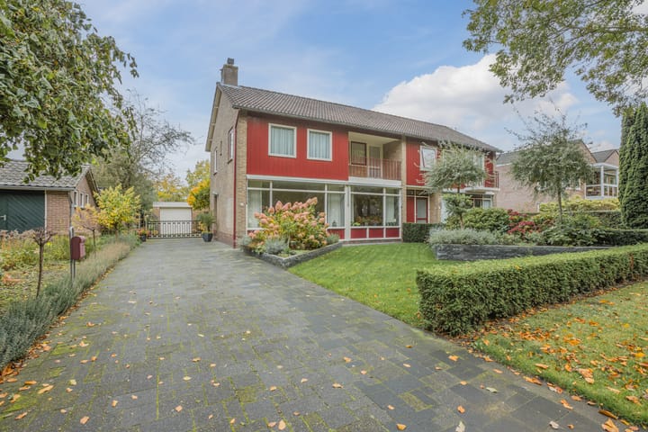 Foto 1 van Torenlaan 10