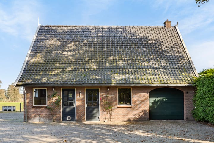 Foto 31 van Invalsweg 7