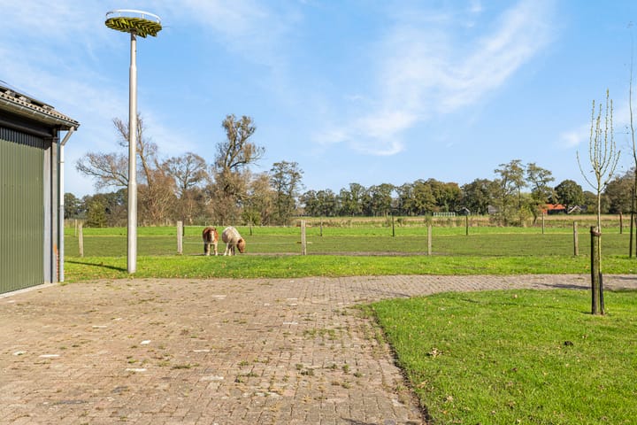 Foto 41 van Invalsweg 7