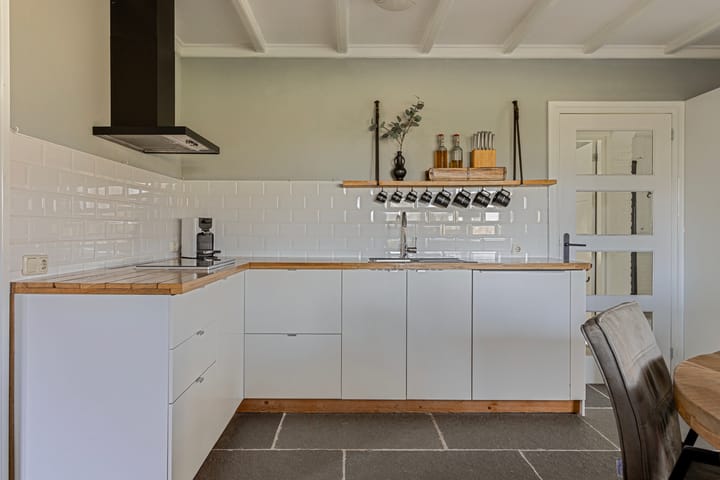 Foto 18 van Invalsweg 7