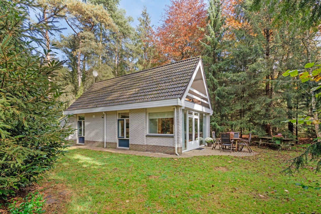 Photo 1 of Voorsteweg 17