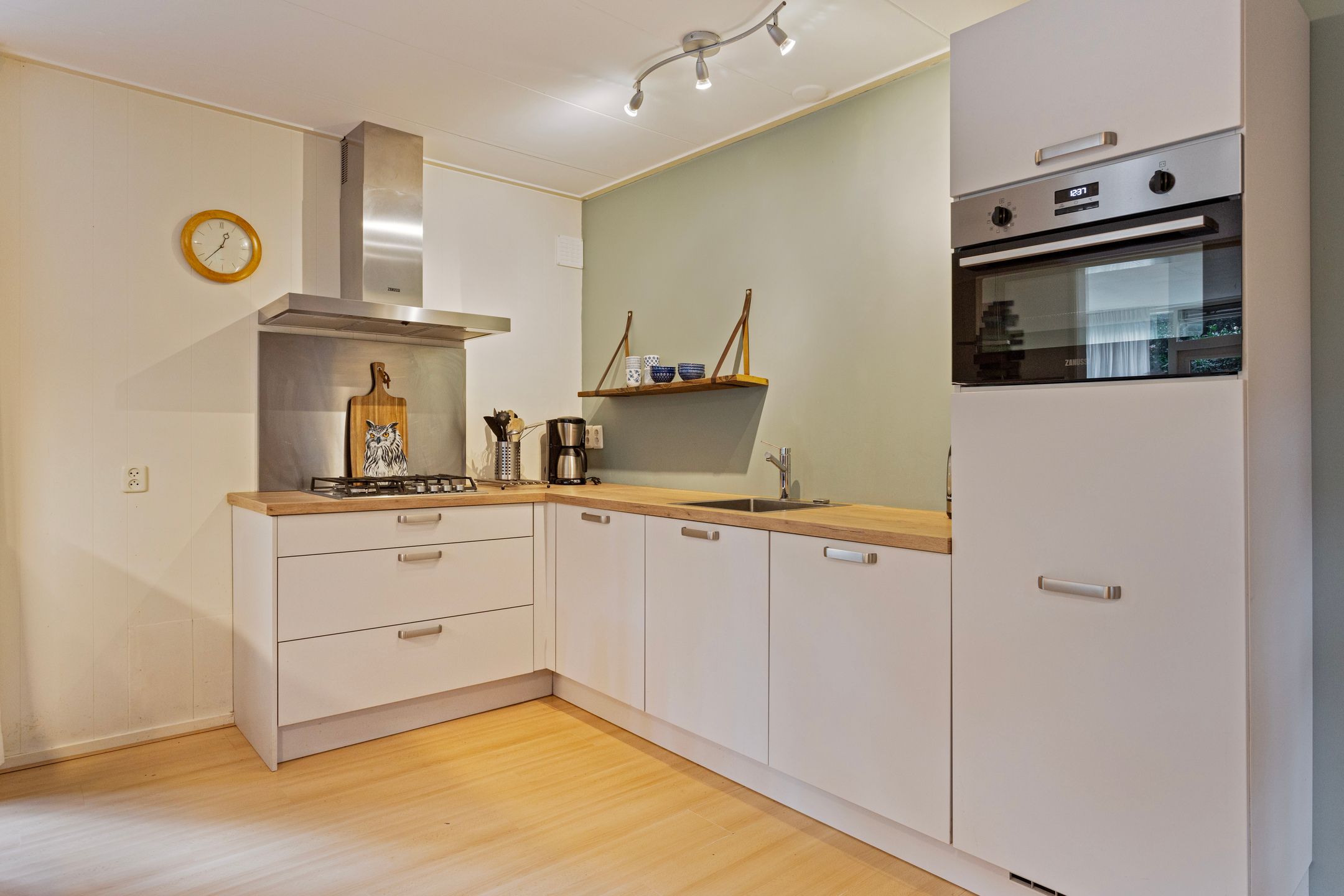 Photo 9 of Voorsteweg 17