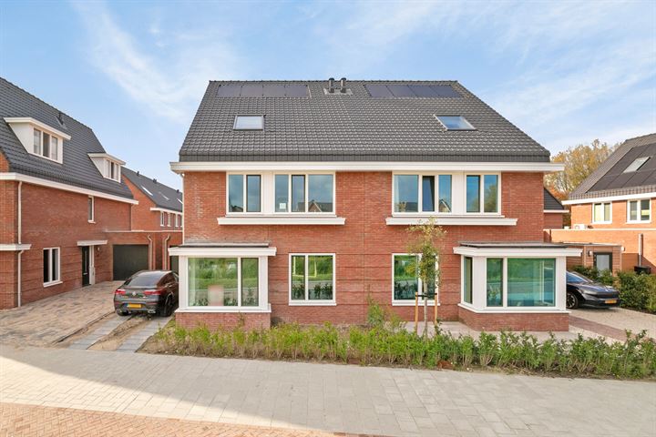 View photo 3 of Asta Elstakstraat 25