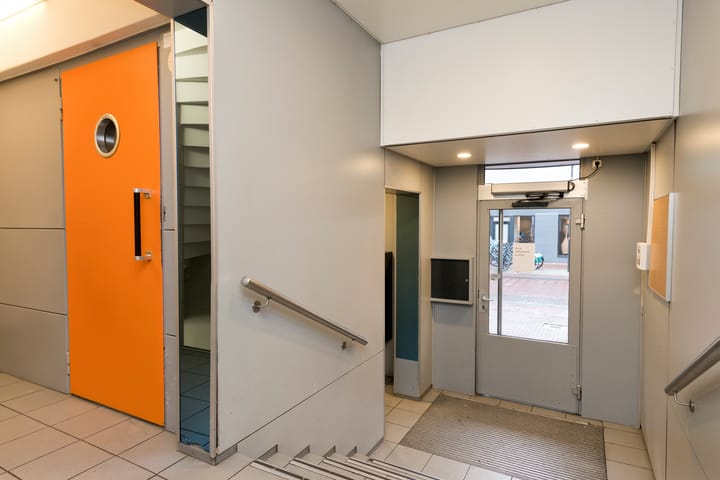 Foto 2 van Looierstraat 2-3C