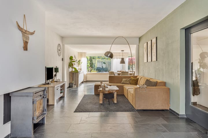 Foto 2 van Da Costastraat 7