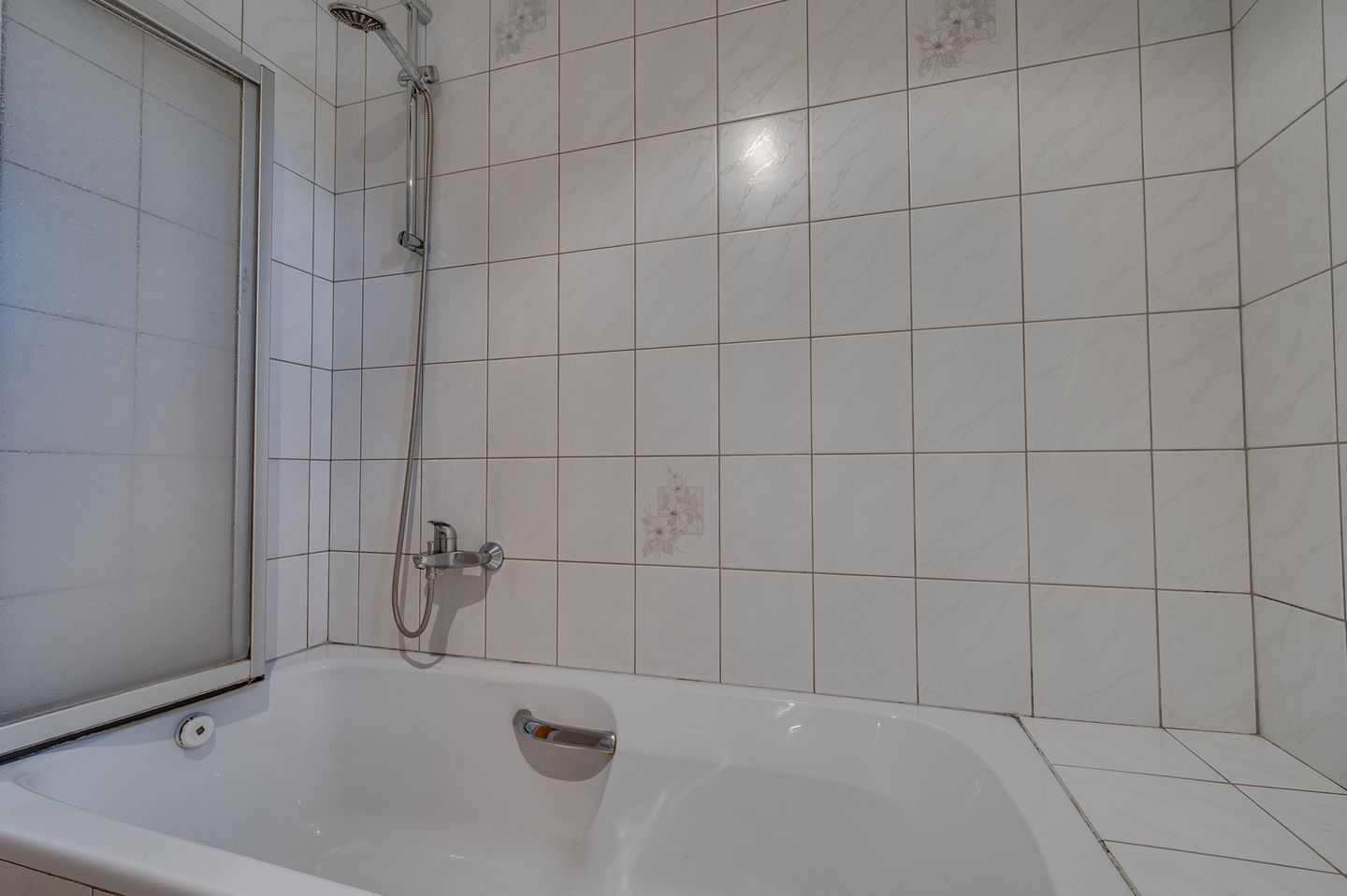 Photo 19 of Maasbreeseweg 215