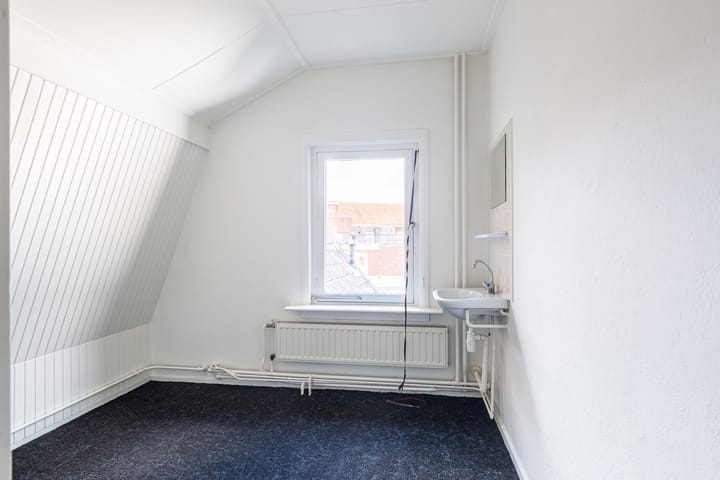 Foto 12 van Houtstraat 17