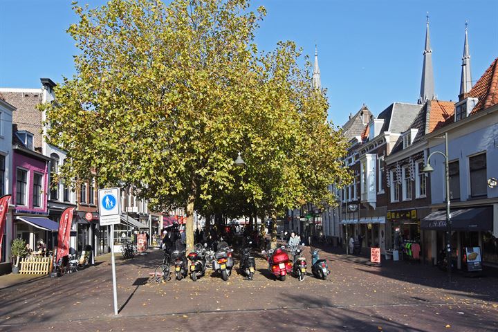 Bekijk foto 43 van Molstraat 19