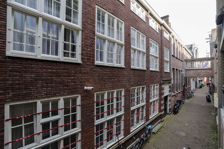 View photo 24 of Pieter Jacobszstraat 8-B